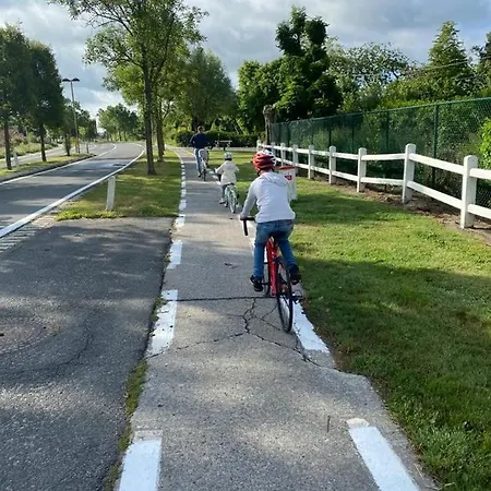 Mademoiselle Nineth Met Sauna * De Panne