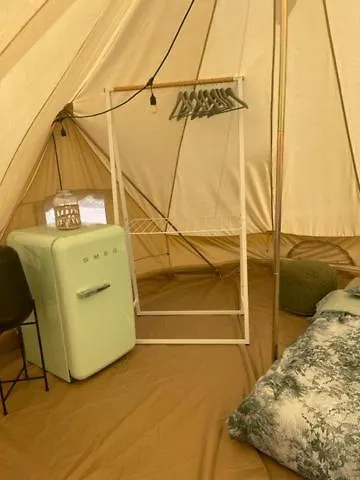 Mademoiselle Nineth Met Sauna De Panne